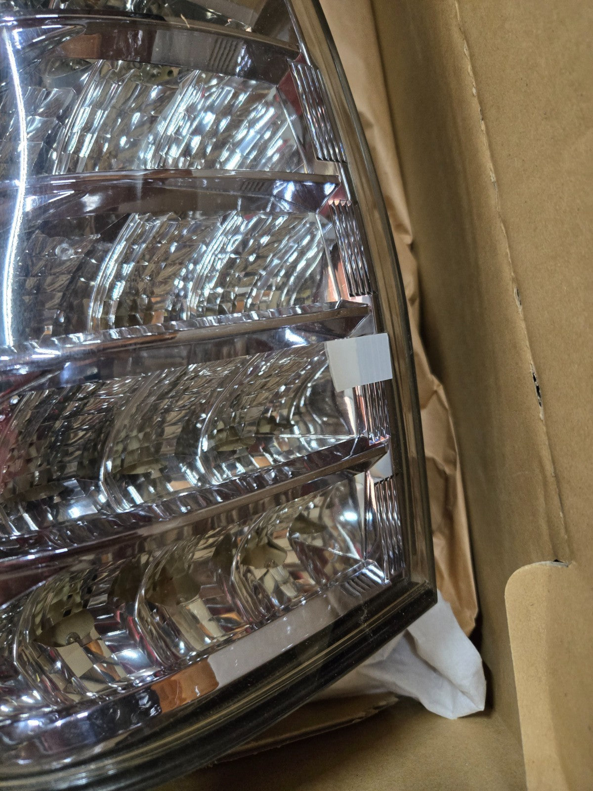 2014 - 2020 LEXUS GX460 LEFT LH DRIVER LED TAIL LIGHT OEM W/ BOX 81561-60B11