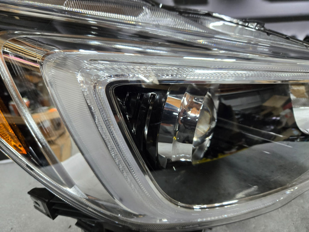 2015 2016 2017 Subaru Outback Legacy Halogen w/LED Right Headlight Lamp OEM