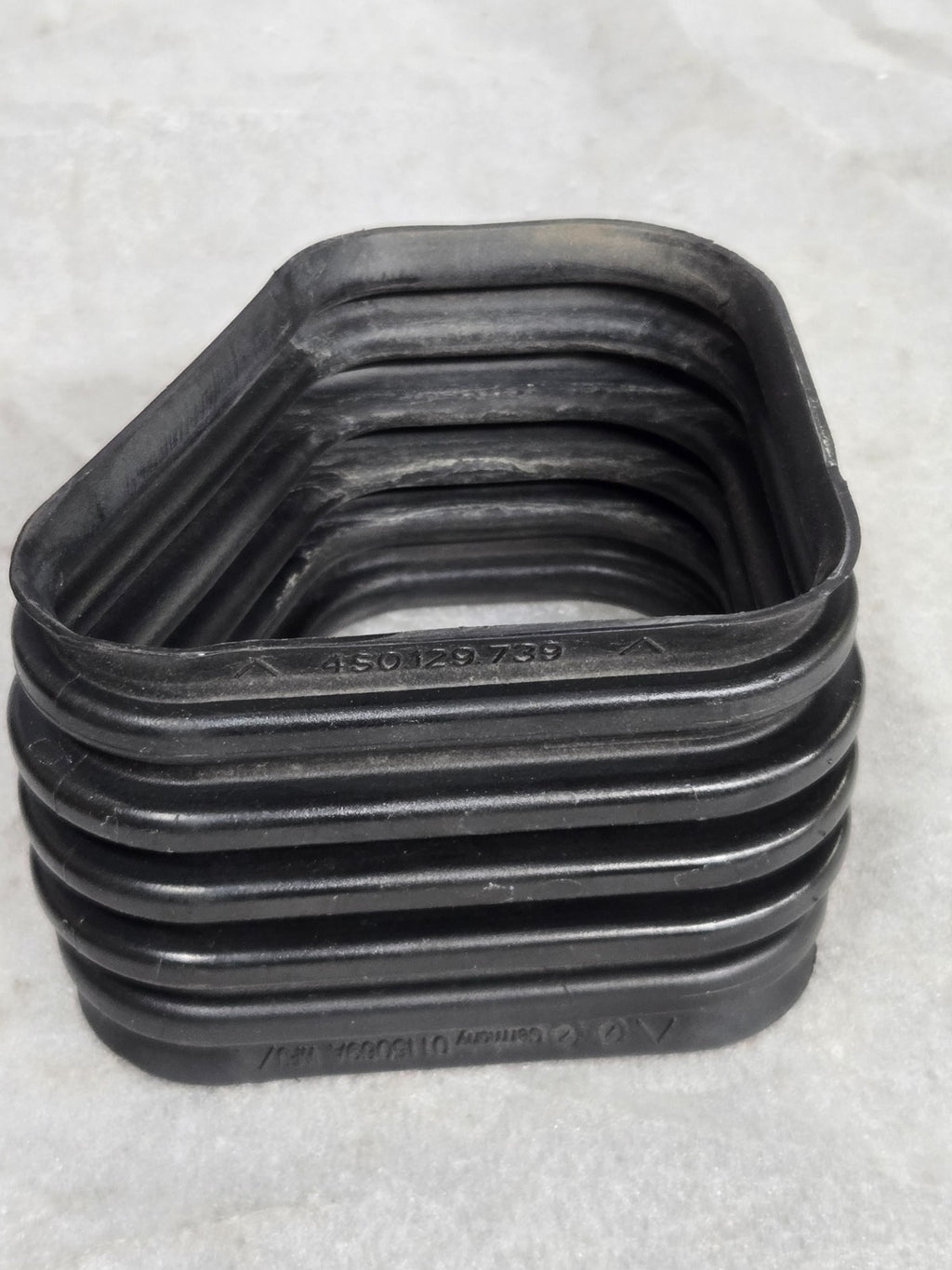 2017-2022 LAMBORGHINI HURACAN AUDI R8 INTAKE TUBE 4S0-129-739 4S0129739 OEM