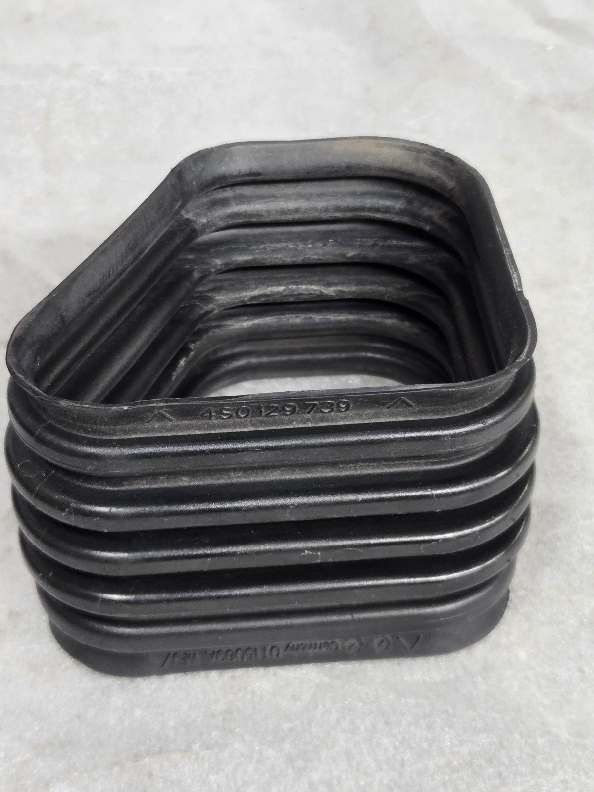 2017-2022 LAMBORGHINI HURACAN AUDI R8 INTAKE TUBE 4S0-129-739 4S0129739 OEM
