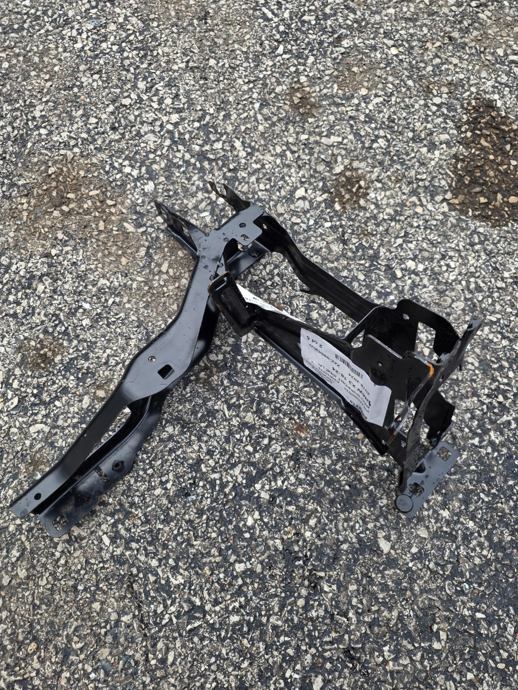 2018-2024 BMW X3 M40I LEFT LLH RADIATOR SUPPORT BRACKET G01 - AFTERMARKET