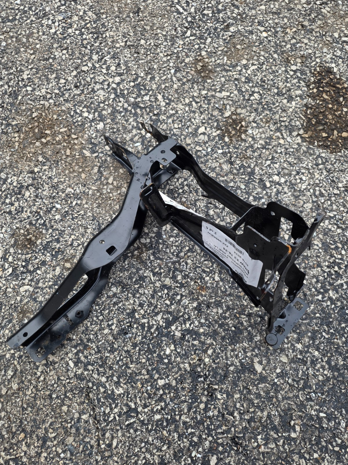 2018-2024 BMW X3 M40I LEFT LLH RADIATOR SUPPORT BRACKET G01 - AFTERMARKET