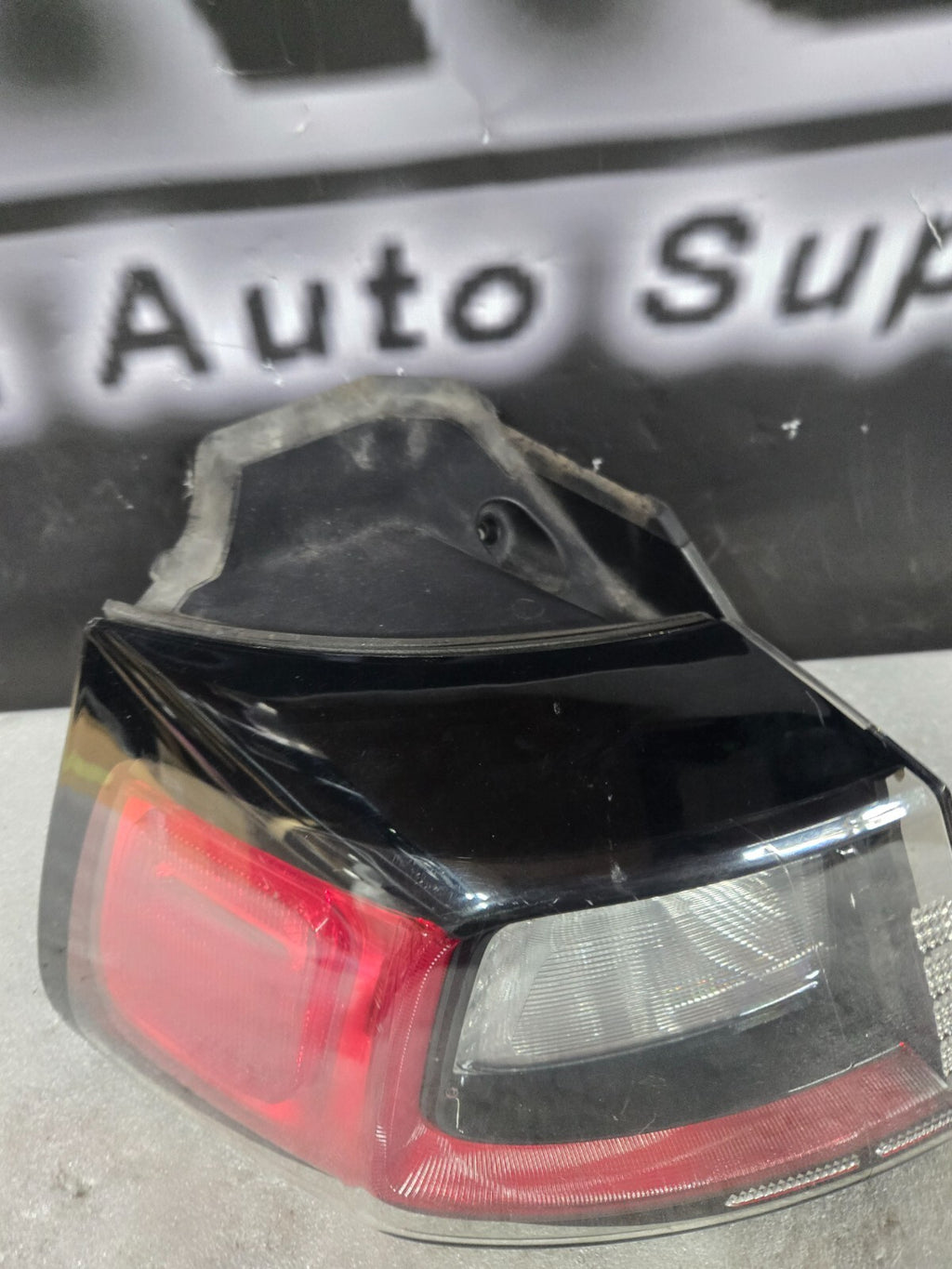 OEM Mopar 2019 - 2023 Jeep Cherokee Rear Left LH LED Tail Light Lamp 68275959AF