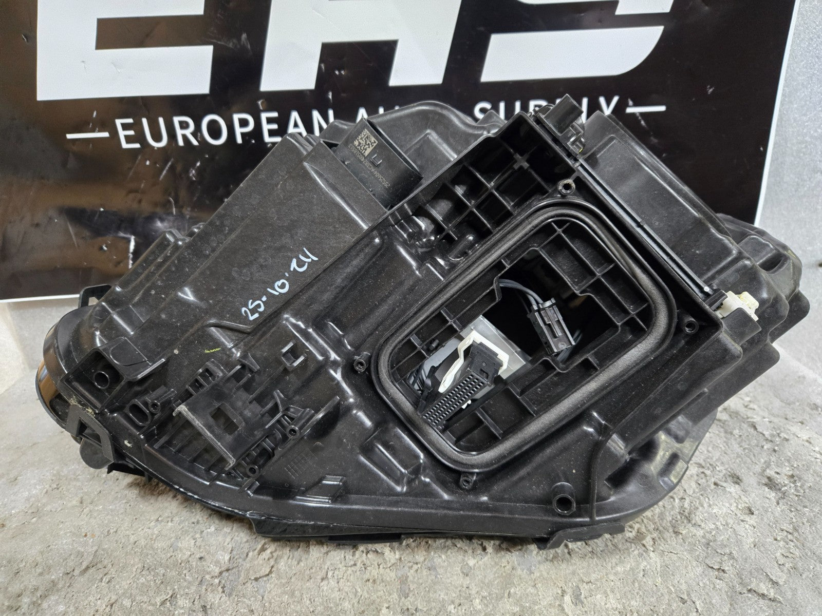 2020-2025 MERCEDES GLB250 FRONT RIGHT RH PASSENGER LED HEADLIGHT A2479066007 OEM