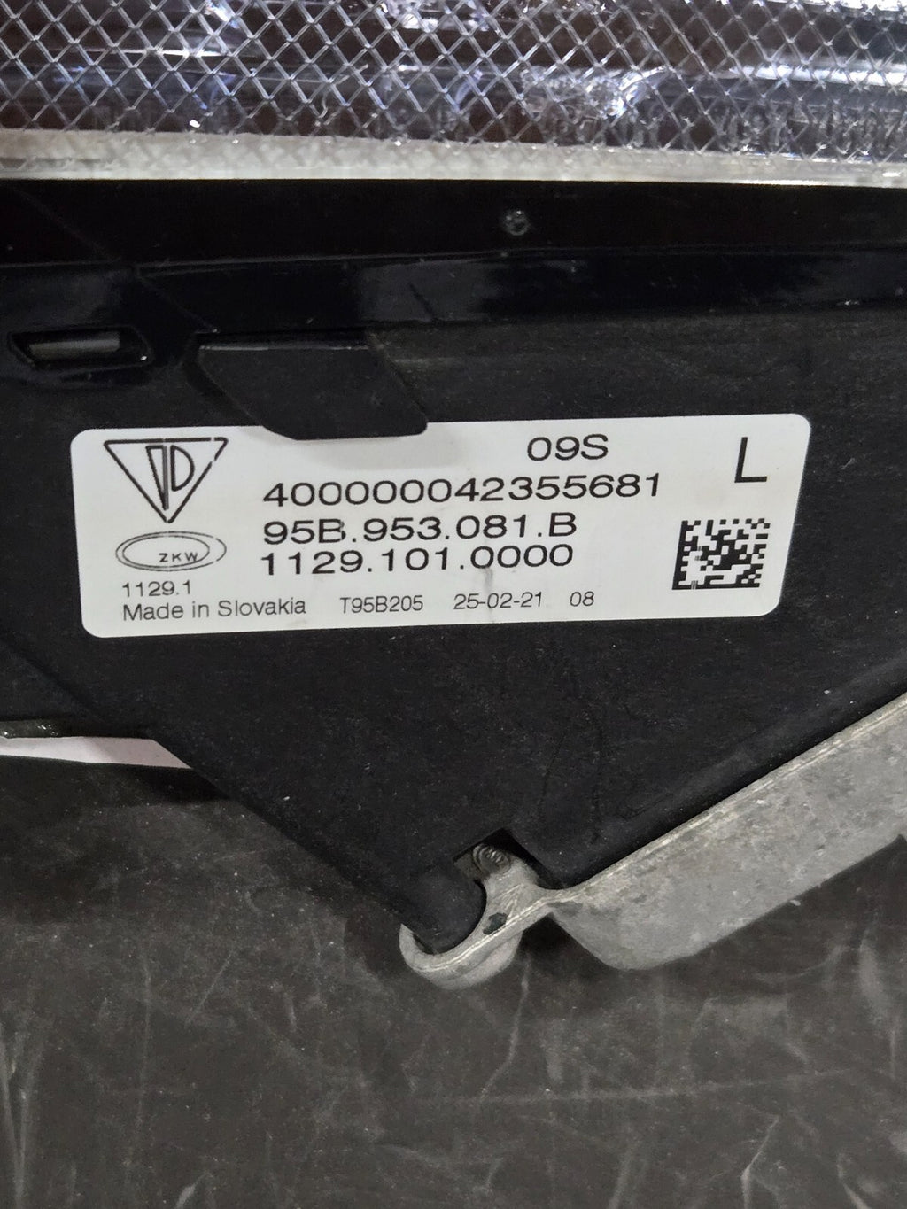 2019-2021 Porsche Macan Front Left LH Daytime Running Light 95B953081B OEM