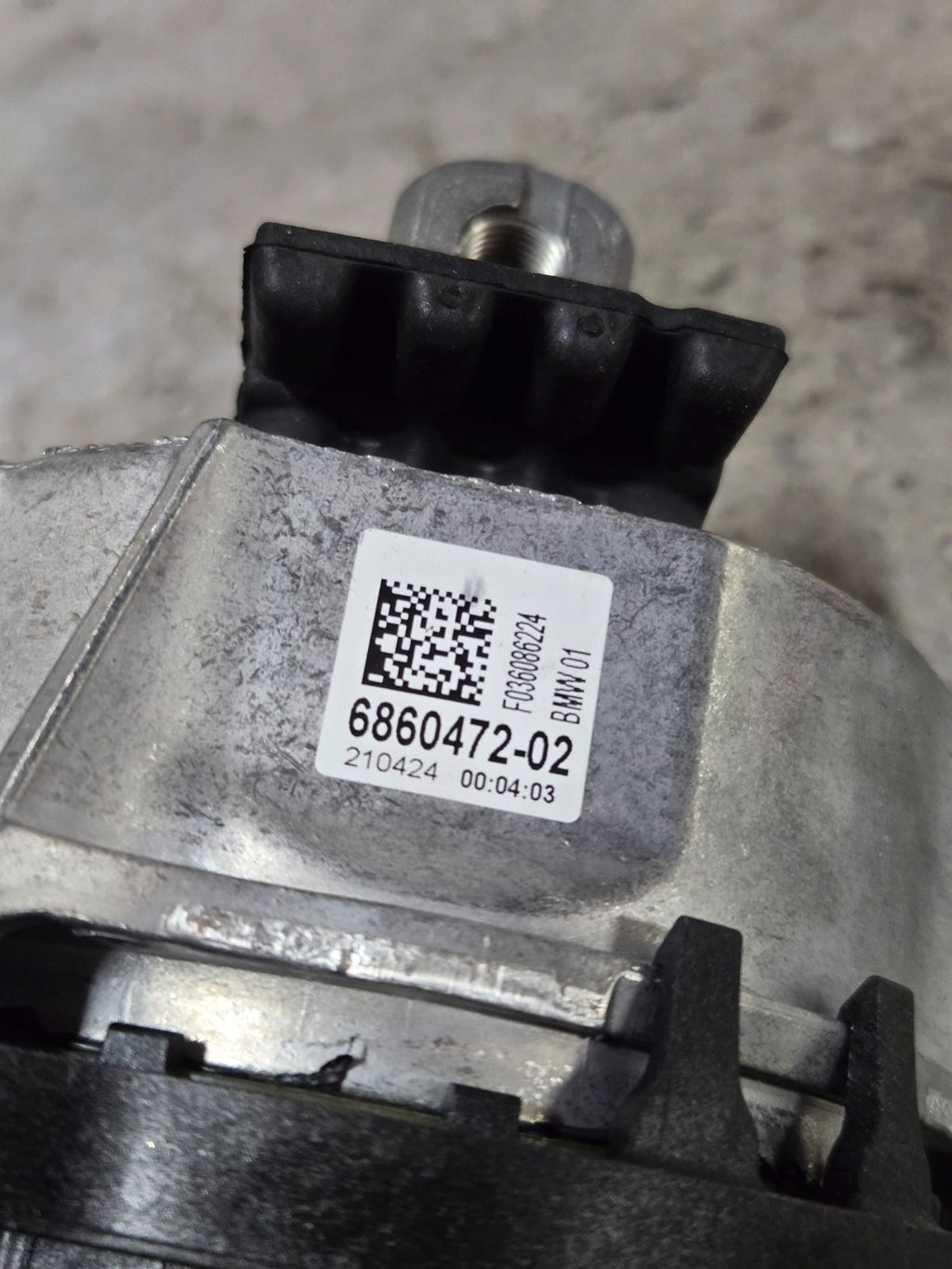 2019 - 2024 BMW X4 G02 XDRIVE 3.0L ENGINE MOTOR RIGHT SIDE MOUNT BRACKET OEM