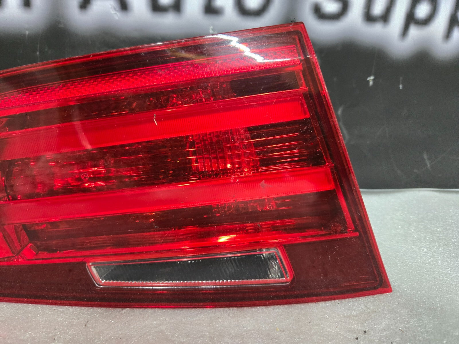 2012-2015 BMW 328I F30 320I REAR LEFT LH DRIVER SIDE INNER TAILLIGHT 7259915 OEM