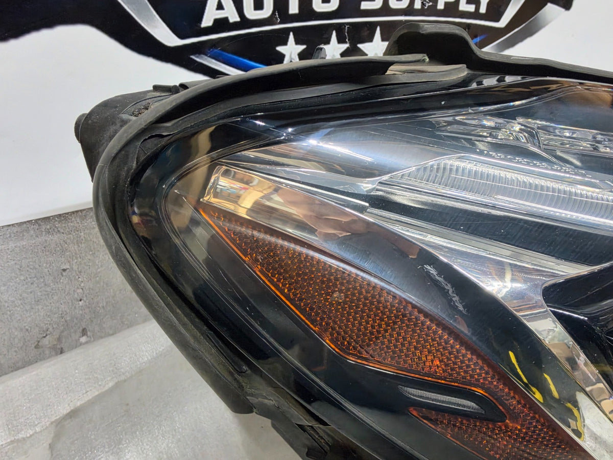 2017-2018 MERCEDES C43 AMG A205 RIGHT ADAPTIVE HEADLIGHT LED LAMP OEM 2059063604