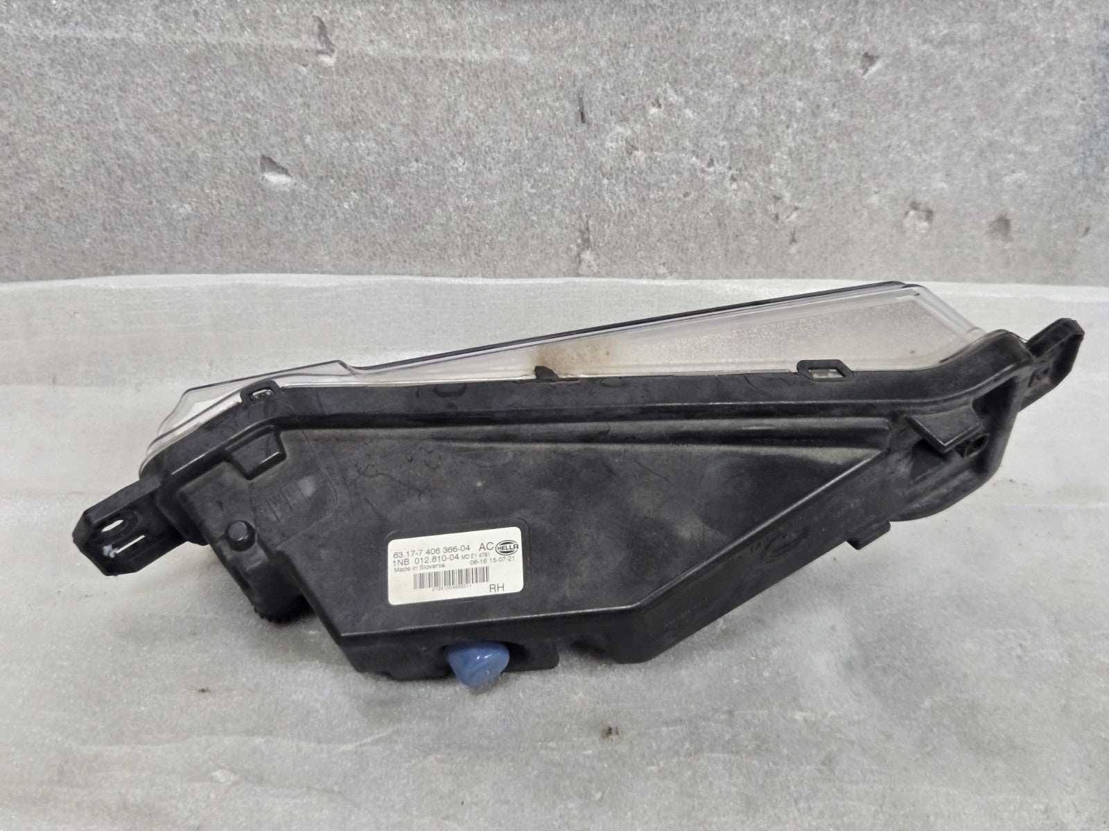 2019-2023 BMW G05 G06 G07 X5 X6 X7 Front Right RH LED Fog Light 63177406366 OEM