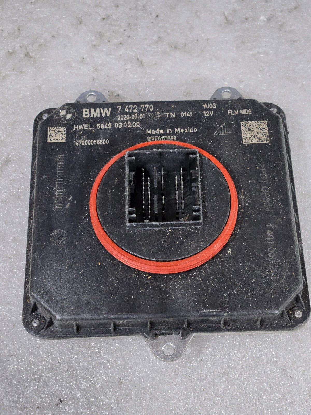 2018 - 2021 BMW X3 G01 FRONT LEFT HEADLIGHT BALLAST CONTROL MODULE OEM 7472770