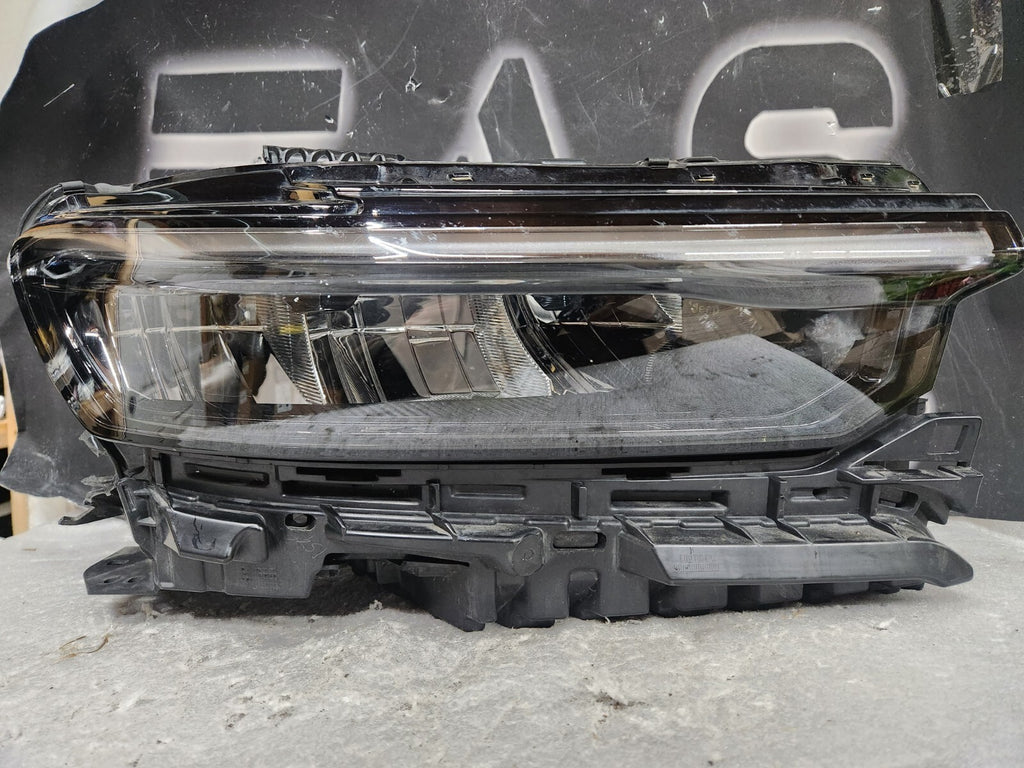 2021 2022 Jeep Grand Cherokee Right Passenger Side Full LED Black Headlight OEM