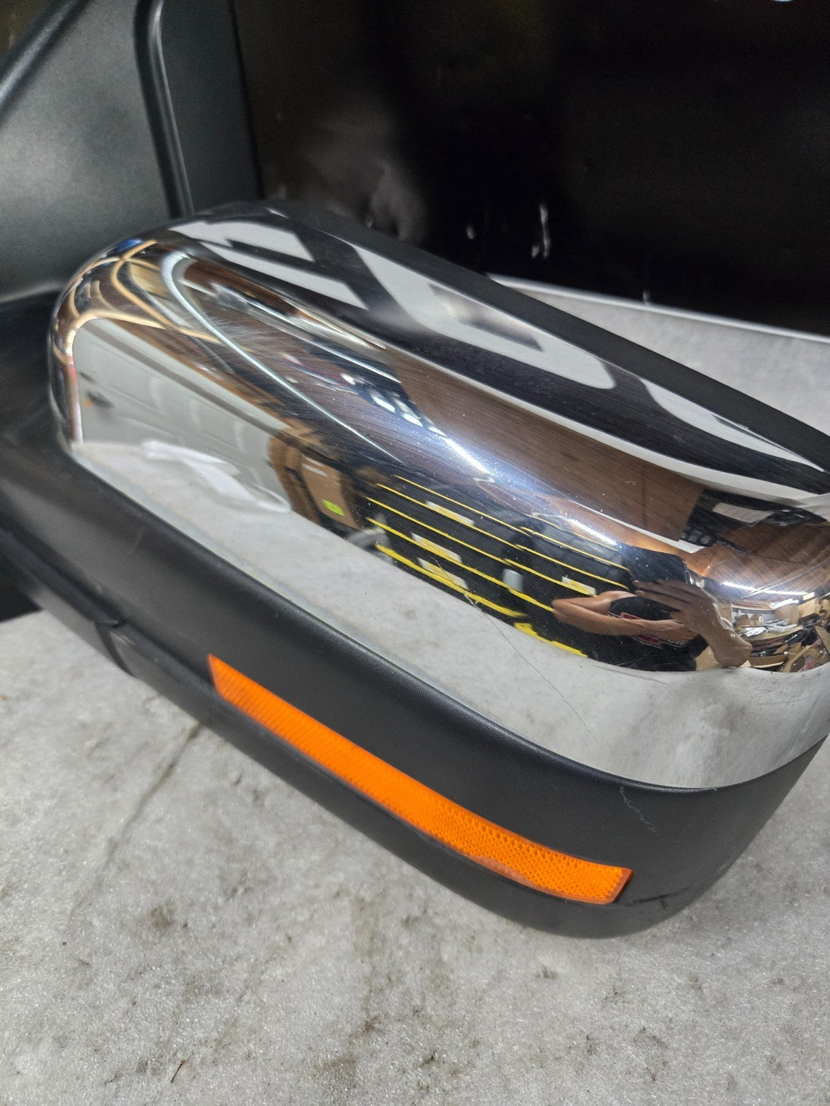 2011-14 Ford F150 Drivers Side Door Mirror Chrome Cap Heated Power Fold OEM