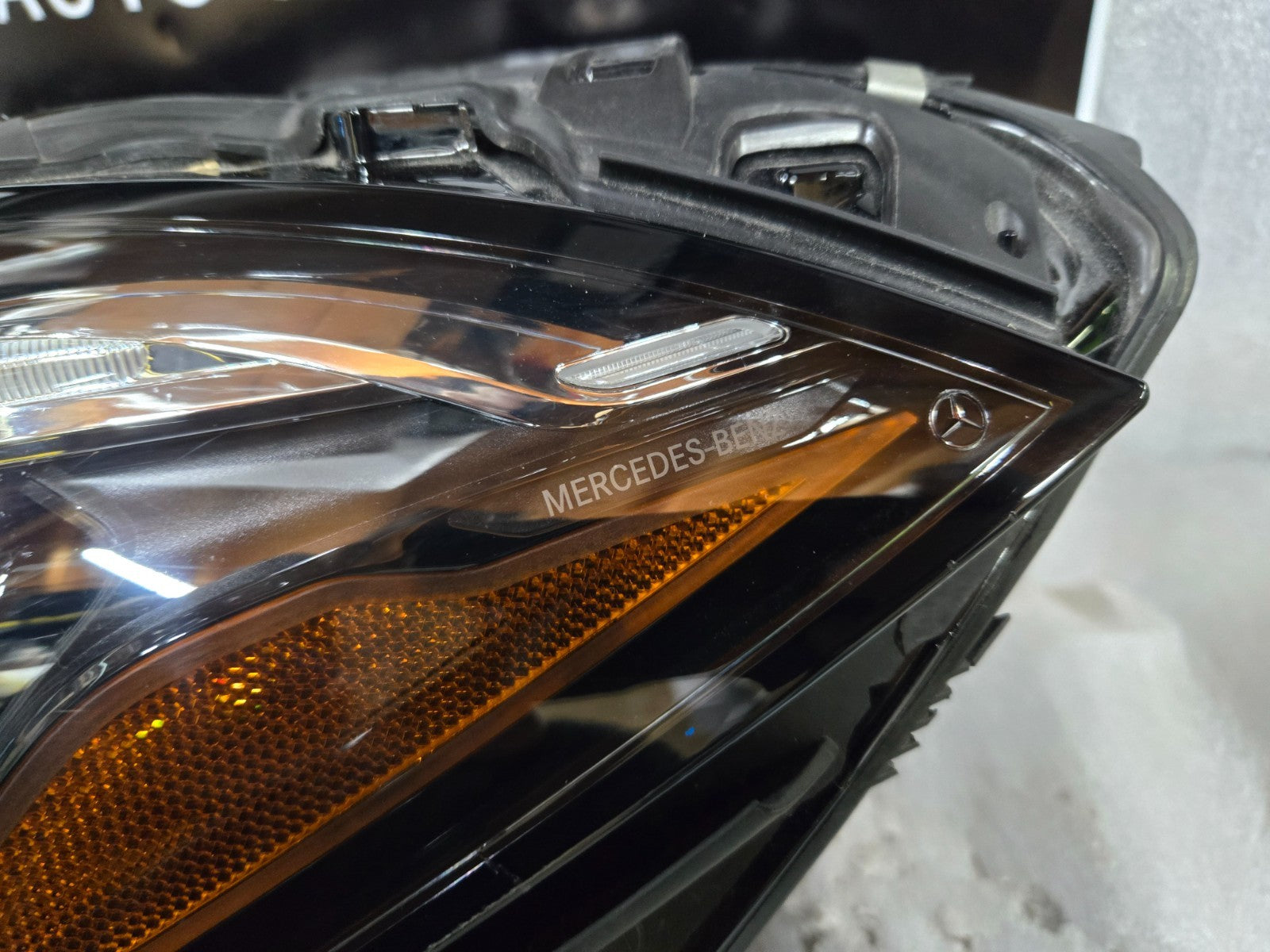 2024 2025 Mercedes-Benz CLE300 CLE450 LED Headlight Left LH Driver Side OEM