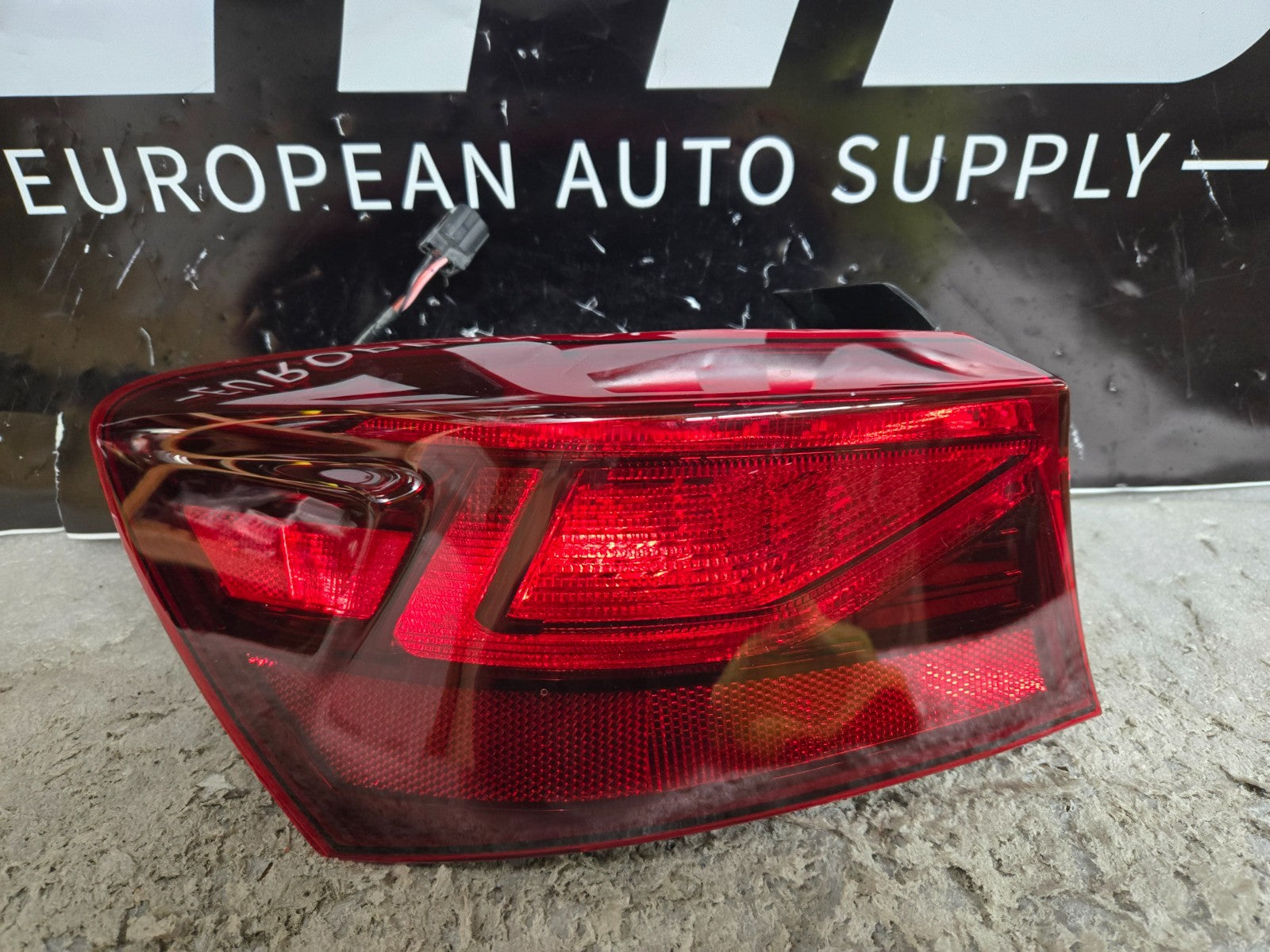 2019 2024 KIA FORTE OUTER TAILLIGHT LEFT LH DRIVER SIDE HALOGEN 92401M7000 OEM