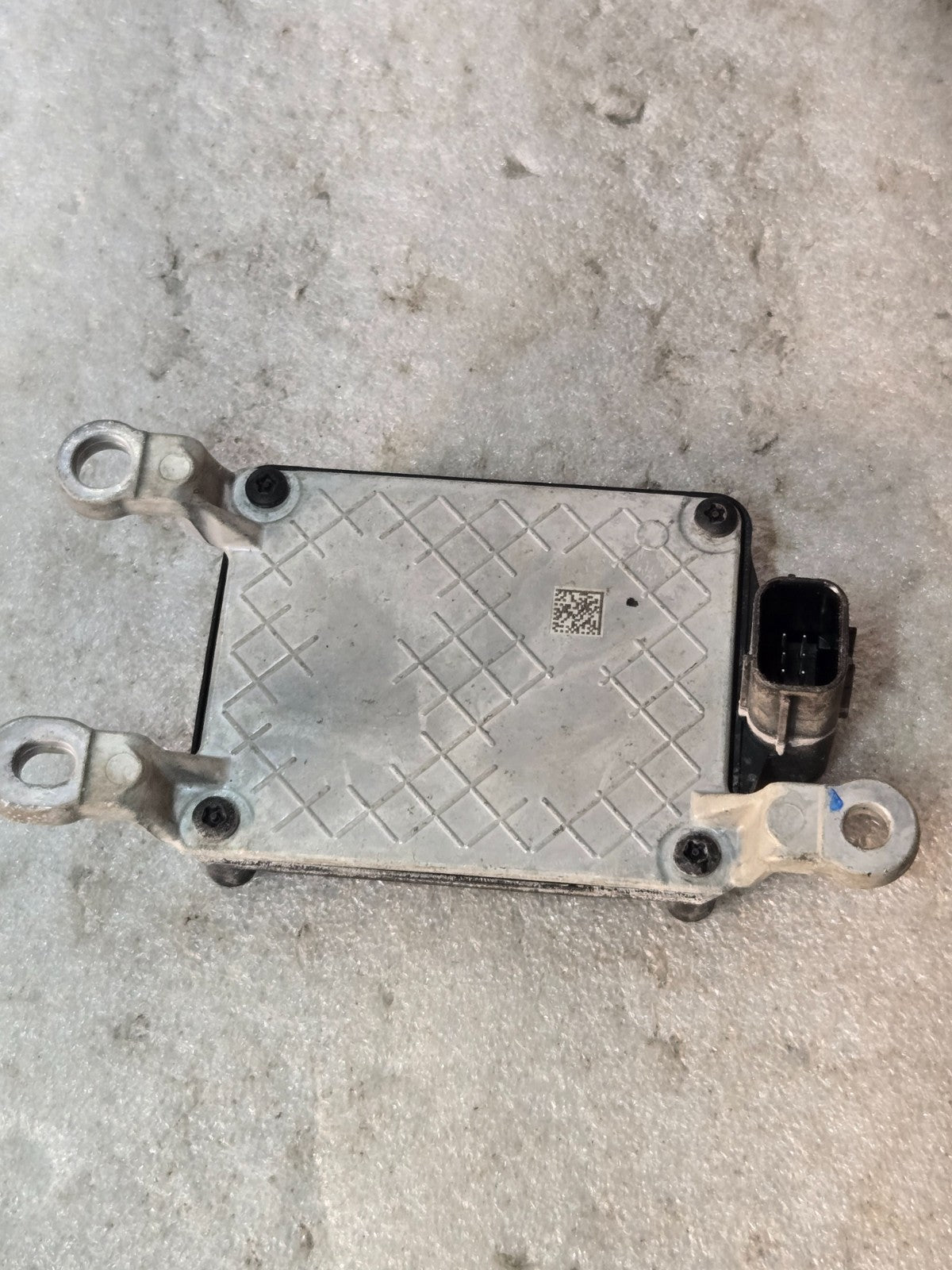 2019 - 2024 Nissan Cruise Distance Radar Sensor 28438-9UF8A OEM M2
