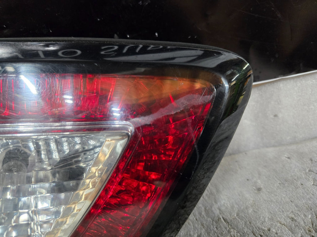 2013-2017 Chevy Traverse LH Left Driver Inner Trunk Tail Light Lamp 20956907 OEM