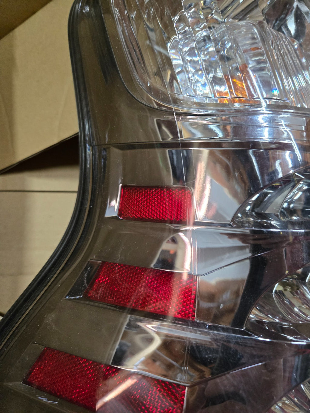 2014 - 2020 LEXUS GX460 LEFT LH DRIVER LED TAIL LIGHT OEM W/ BOX 81561-60B11