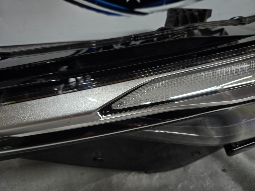 2025-2026 Audi Q5 SQ5 Left LH Driver Non-Matrix LED Headlight OEM 8MA941033F