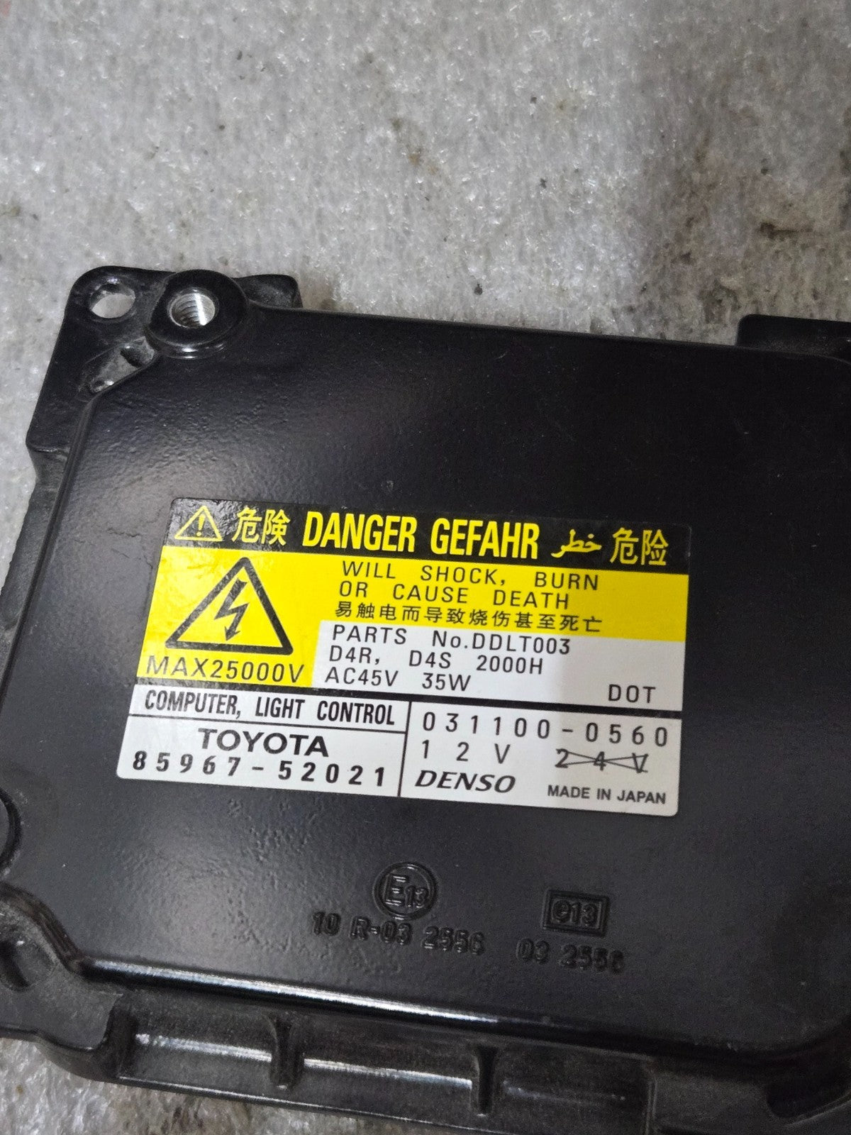 2010-2012 Lexus RX 350 450H Xenon Ballast 85967-52021 OEM