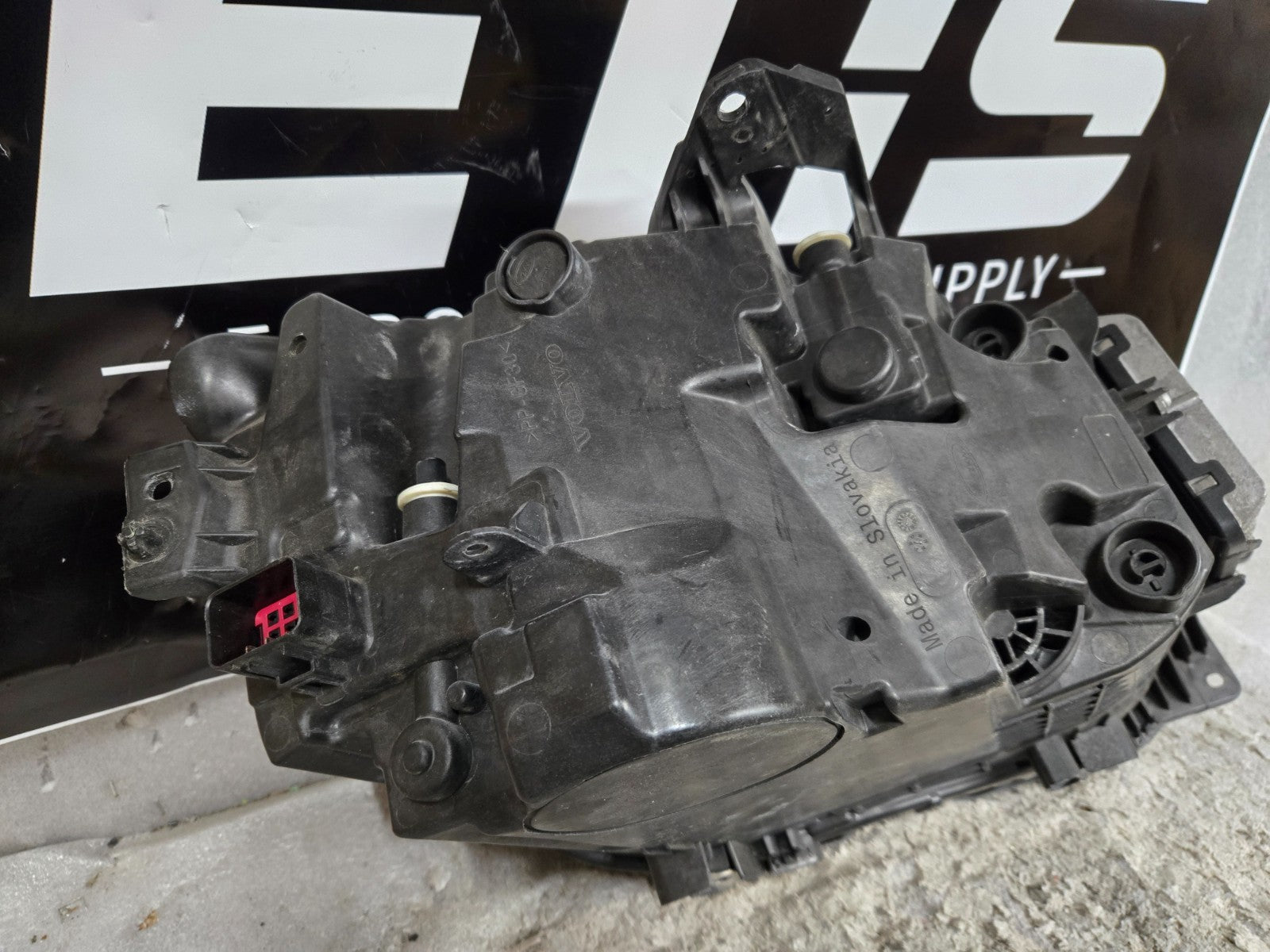 2018-2022 Volvo XC60 Left Driver Side FULL LED Headlight OEM 32228490 COMPLETE!!
