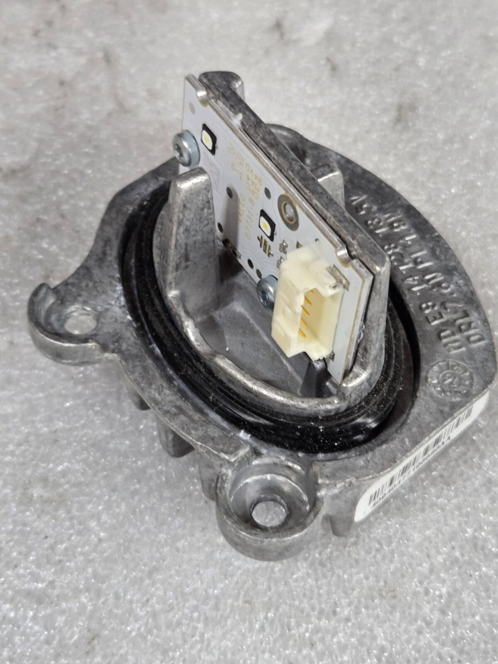 2013-16 BMW F22 F23 Front LEFT Headlamp LED Module Control Unit DRL MDE914128