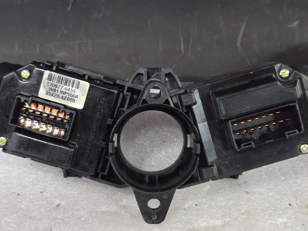 13-18 Hyundai Santa Fe Sport OE Steering Column Lights Wipers Switch 39S3MA-2910