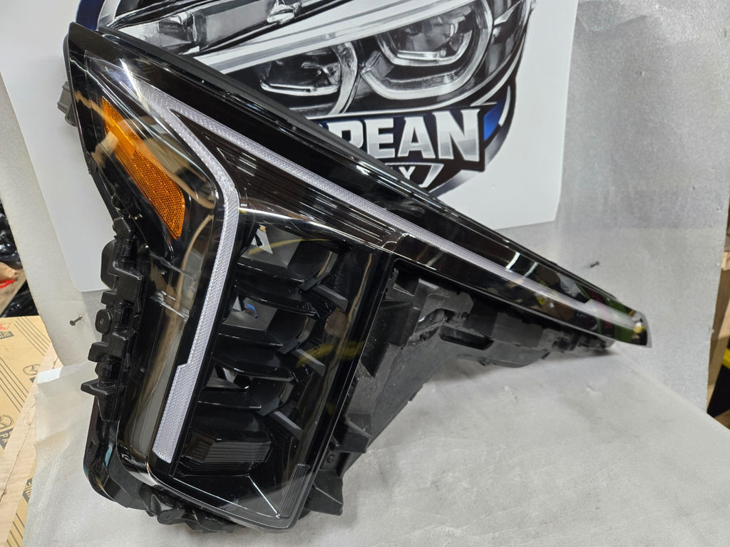 2025 2026 Kia Carnival FULL LED Headlight Right RH Passenger Side #92102-R07 OEM