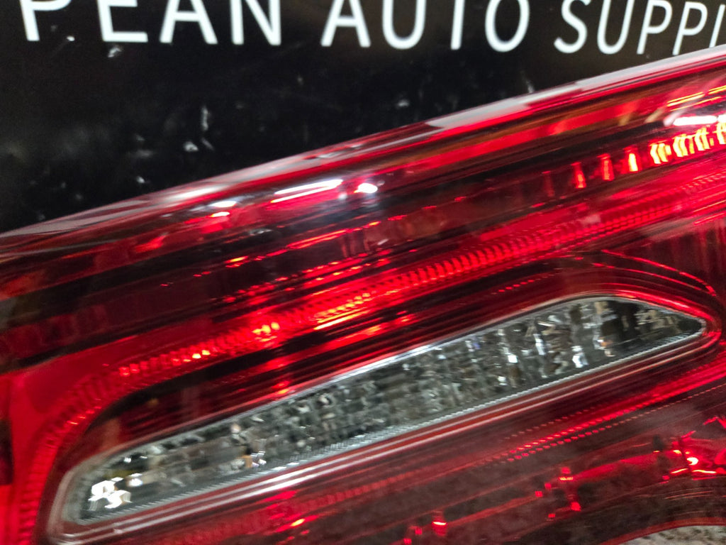 2017-2020 ACURA MDX Right RH Taillight Liftgate Mounted OEM 34150-TZ5-H02