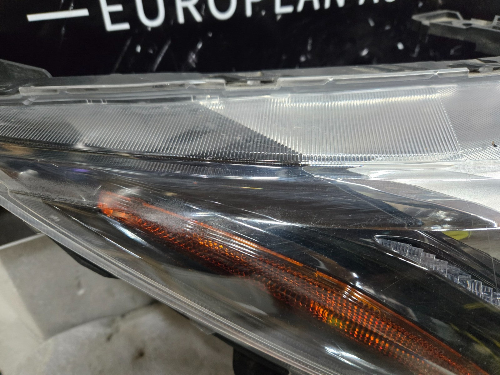 2018-2019 MITSUBISHI ECLIPSE CROSS RIGHT RH PASSENGER HEADLIGHT OEM 26010W510P