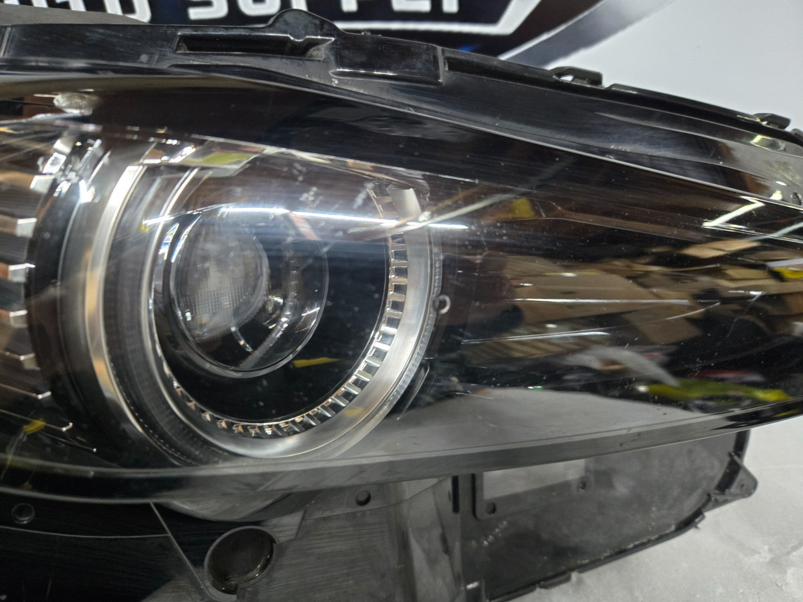 2020-2023 Mazda CX30 Right Passenger WITH Adaptive LED Headlight OEM DGJ1-51030