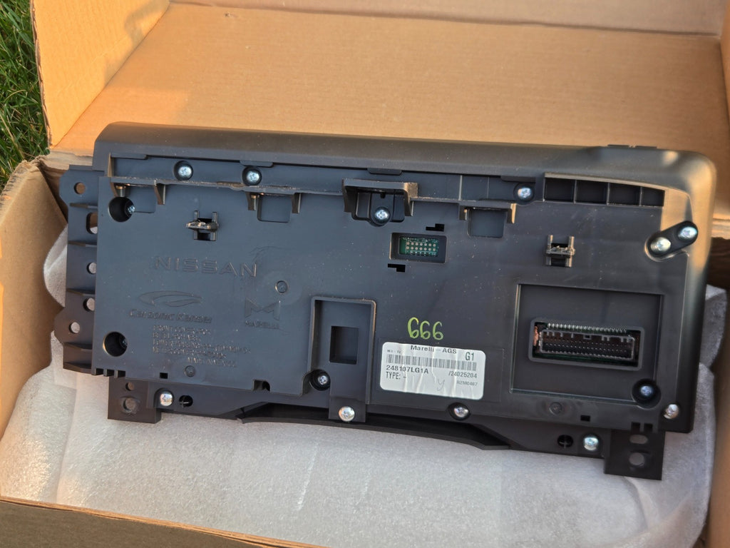 2025 NISSAN KICKS Digital Speedometer Screen Discolored OEM 248107LG1A