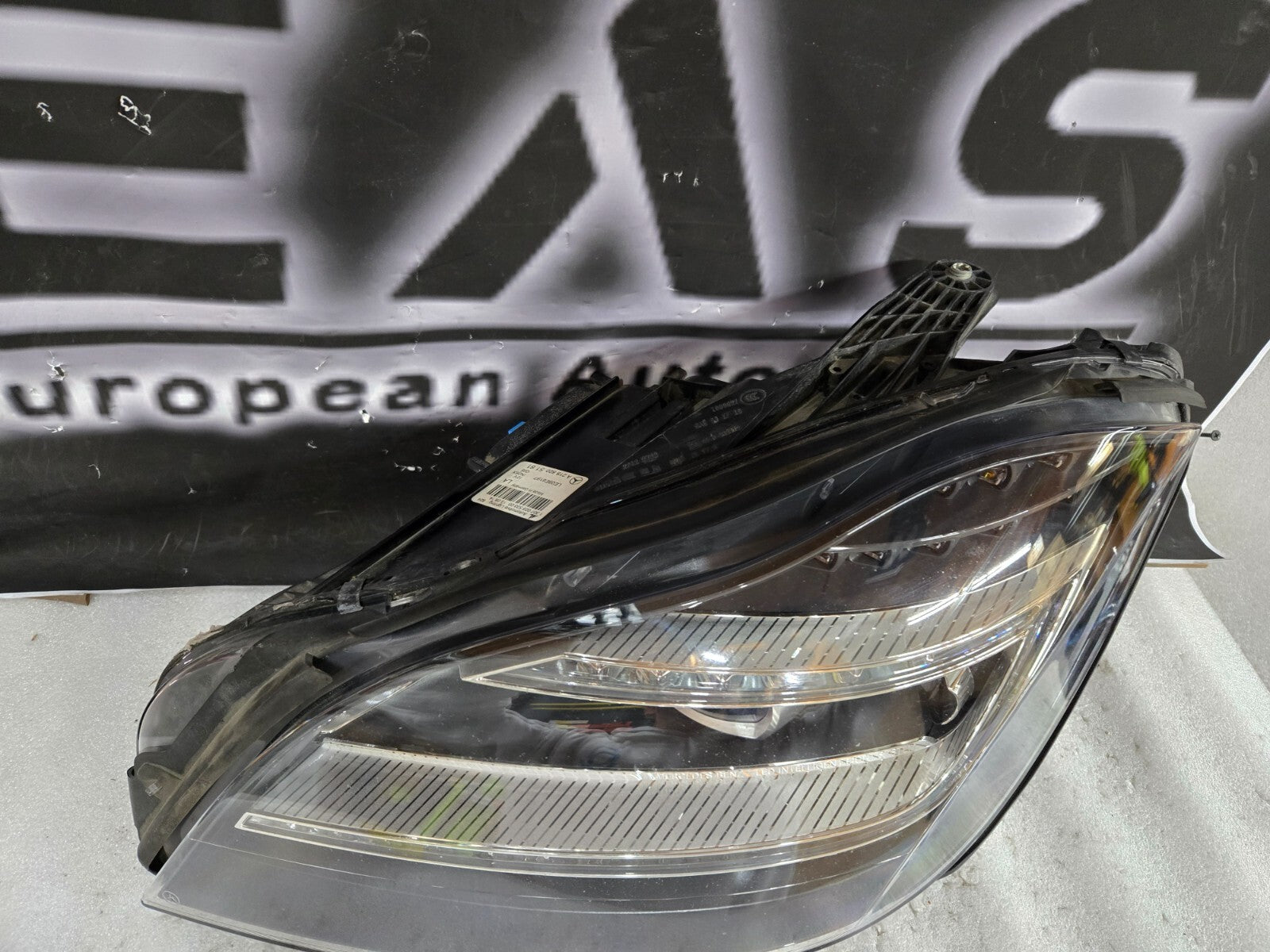 2012-2014 Mercedes W218 CLS550 Left LH Driver Side LED Headlight OEM A2188205161