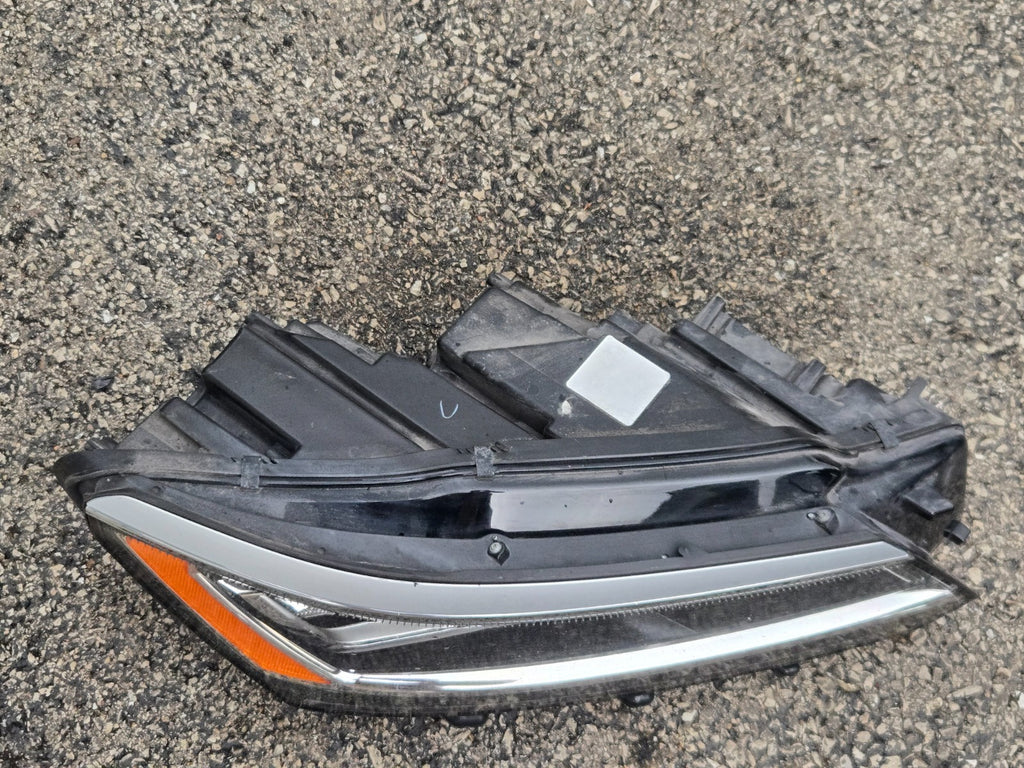 2016-2019 Volkswagen Passat Right Passenger Side LED Headlight 561.941.036A OEM