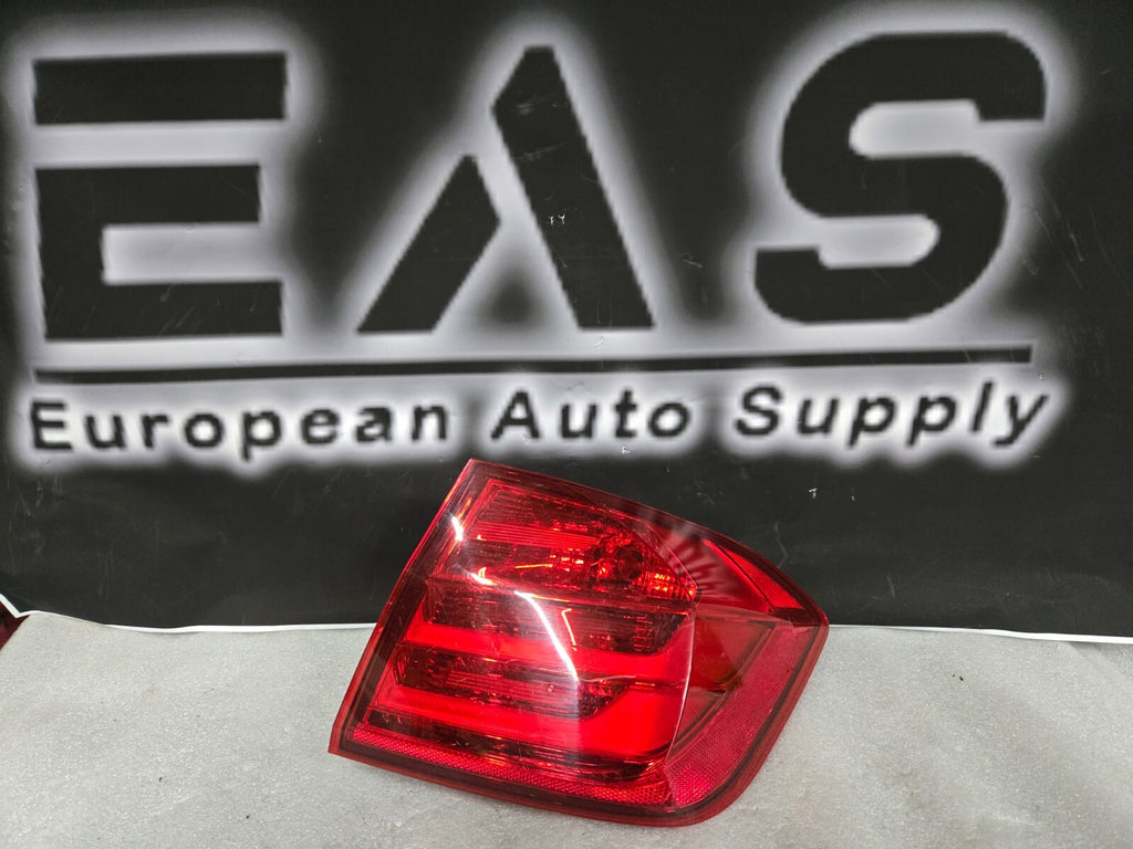 2012-15 BMW 320i F30 328i Rear Right Passenger Side Outer Tail Light 7259896 OEM