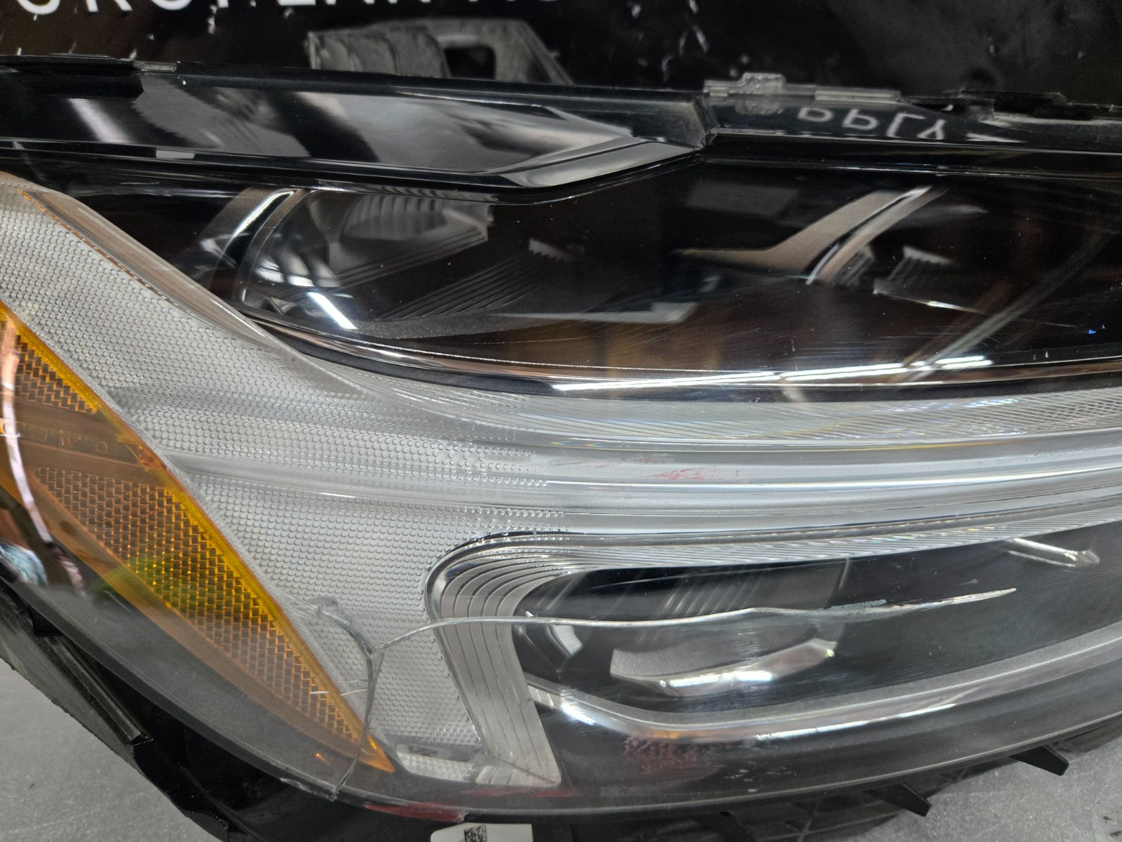 2019 - 2021 VOLVO XC60 RIGHT RH PASSENGER SIDE LED HEADLIGHT OEM 31655239