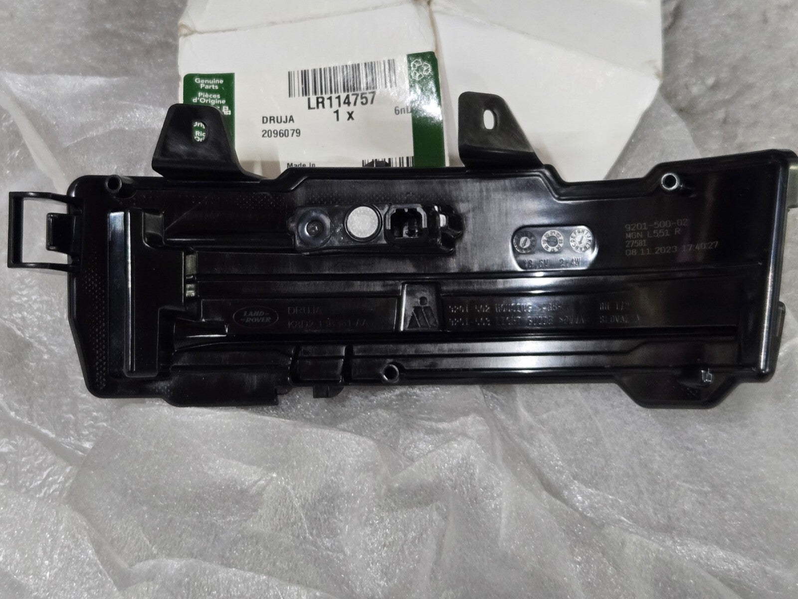 2020-2023 Range Rover Evoque Door Mirror Turn Signal Light Right LR114757 OEM
