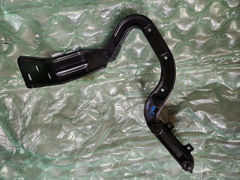 2016 2017 2018 McLaren 570S LH Left Hood Hinge P/N 13A5156CP OEM