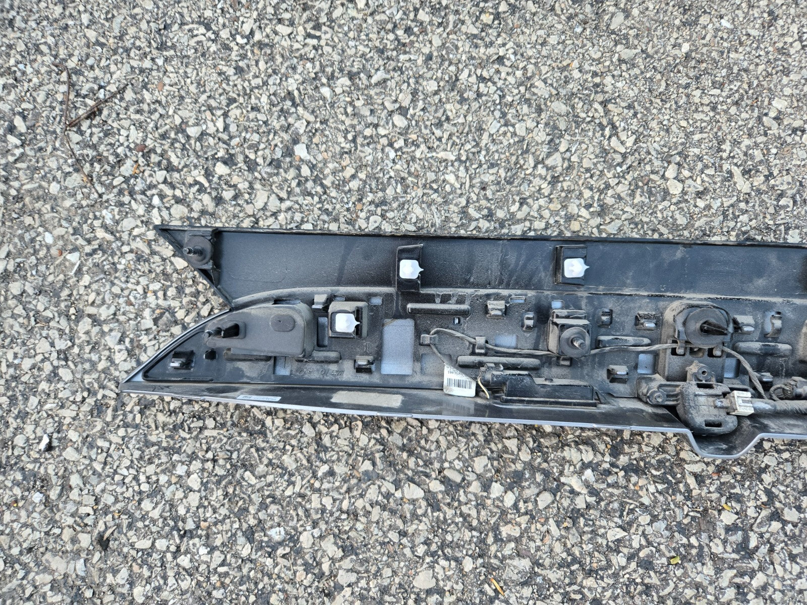 17-24 Chrysler Pacifica Liftgate Applique License Lamp w/ Camera 5RL88JSCAH OEM