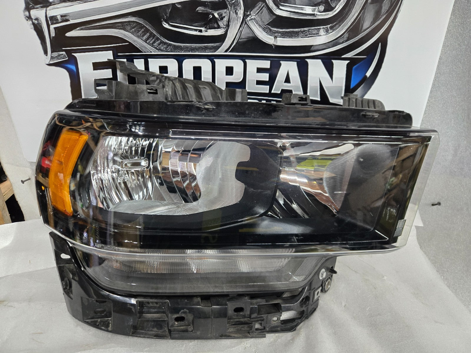 2019 - 2024 Ram 2500 3500 Right RH Black Halogen Headlight OEM P68406276AD