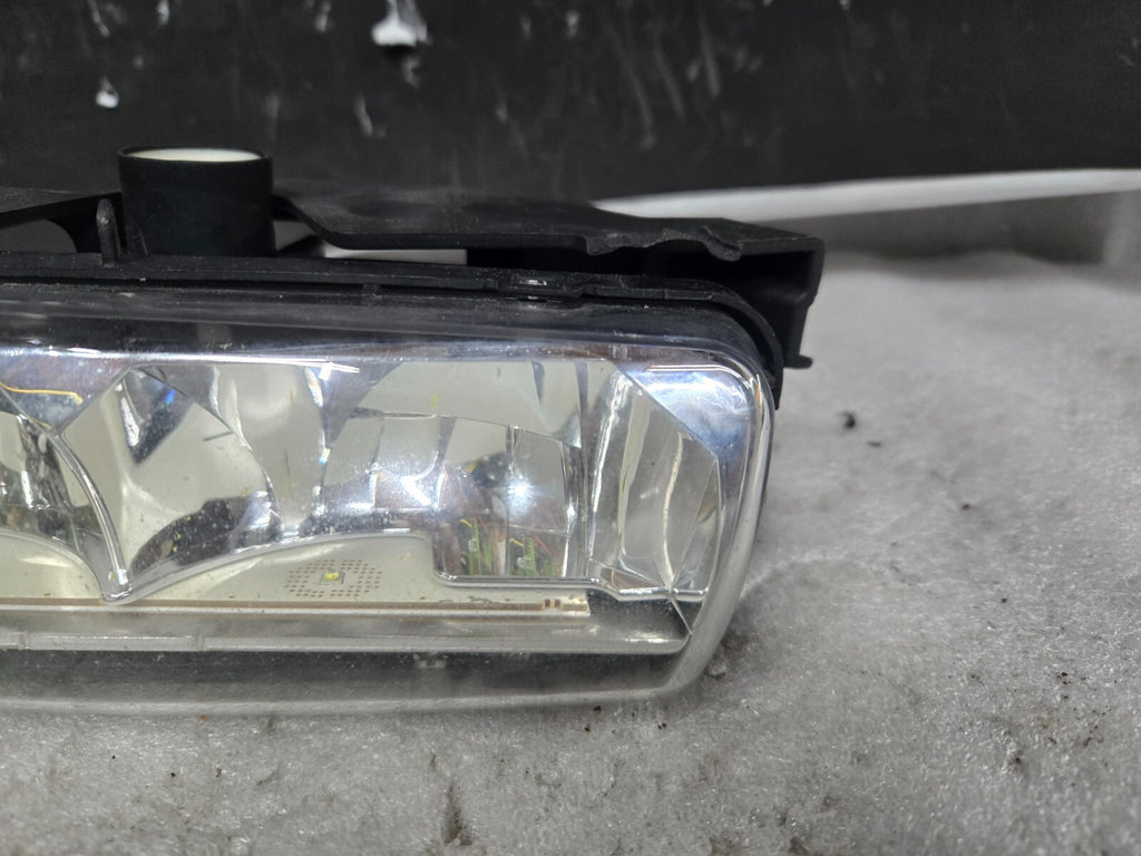 2013 - 2017 Land Rover Range Rover HSE Left Driver Fog Light OEM CK52-15201-AB