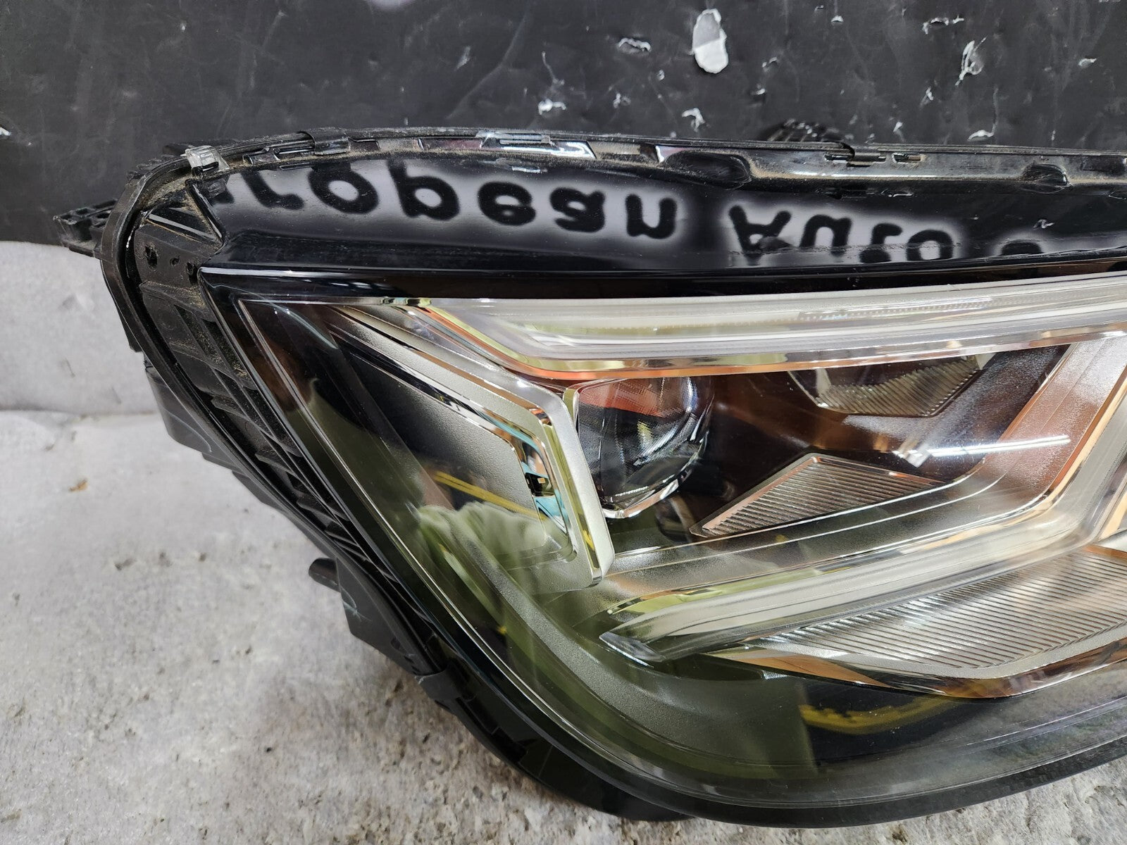 2018 - 2020 AUDI SQ5 RIGHT PASSENGER SIDE FULL LED HEADLIGHT 80A941034B OEM