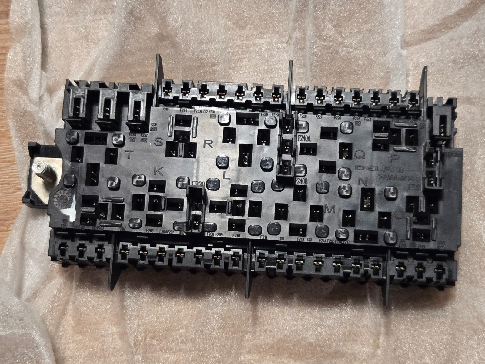 2016-2023 MERCEDES METRIS W447 MAIN FUSE RELAY BOX UNIT A2469067100 OEM NEW