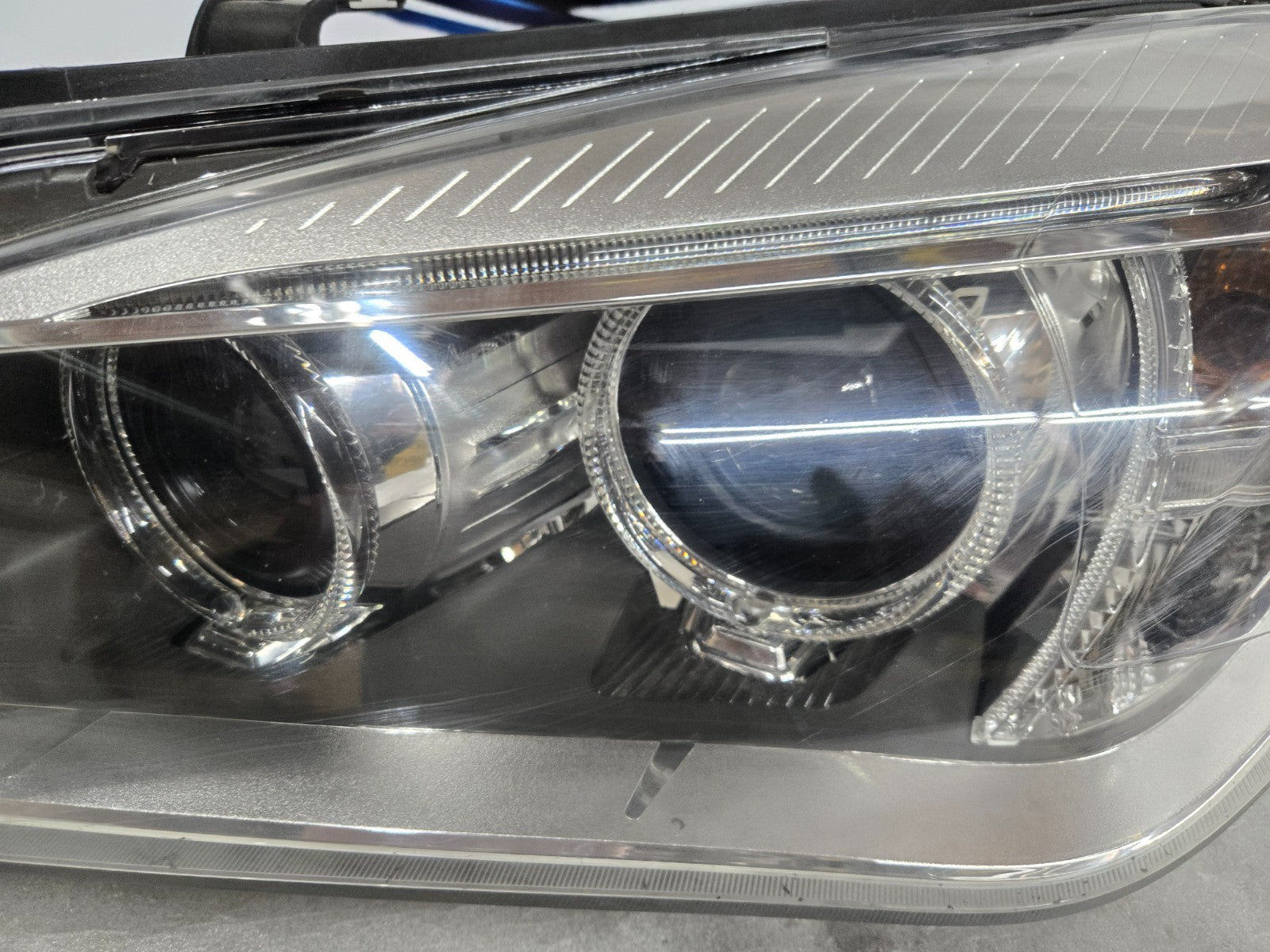 2013-2015 BMW X1 Xenon HID Left LH Headlight Assembly OEM 63117290255