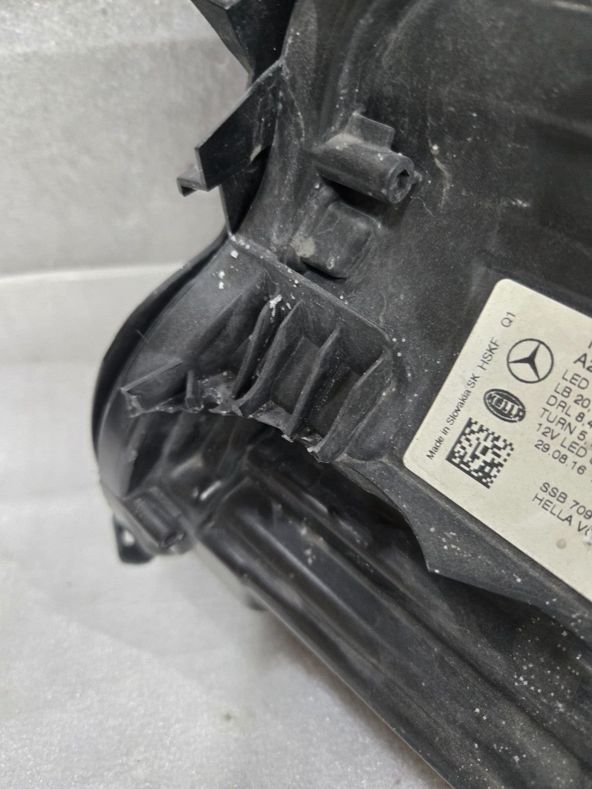 2017-2020 Mercedes W213 E-Class E250 RH Right LED Headlight OEM A2139069403KZ