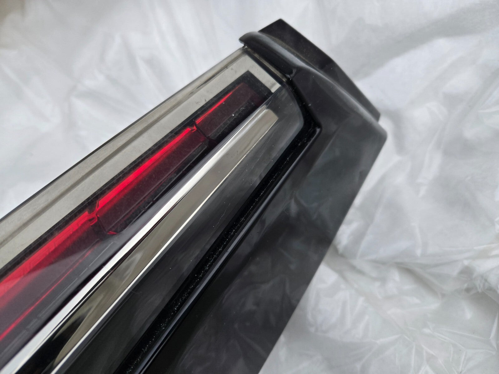2021-2024 CADILLAC ESCALADE LED RIGHT RH PASSENGER TAIL LIGHT OEM 85120249