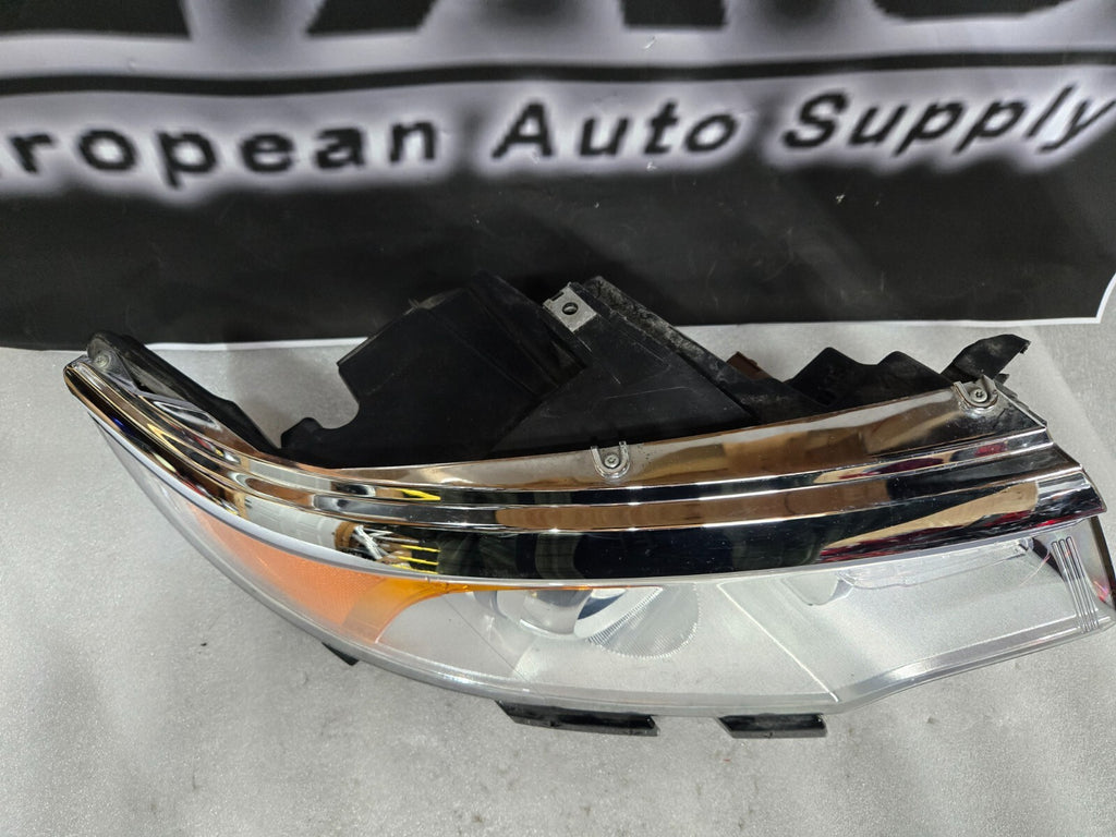 2011-2014 Ford Edge RH Passenger Right Side Halogen Headlight BT43-13005-AE OEM