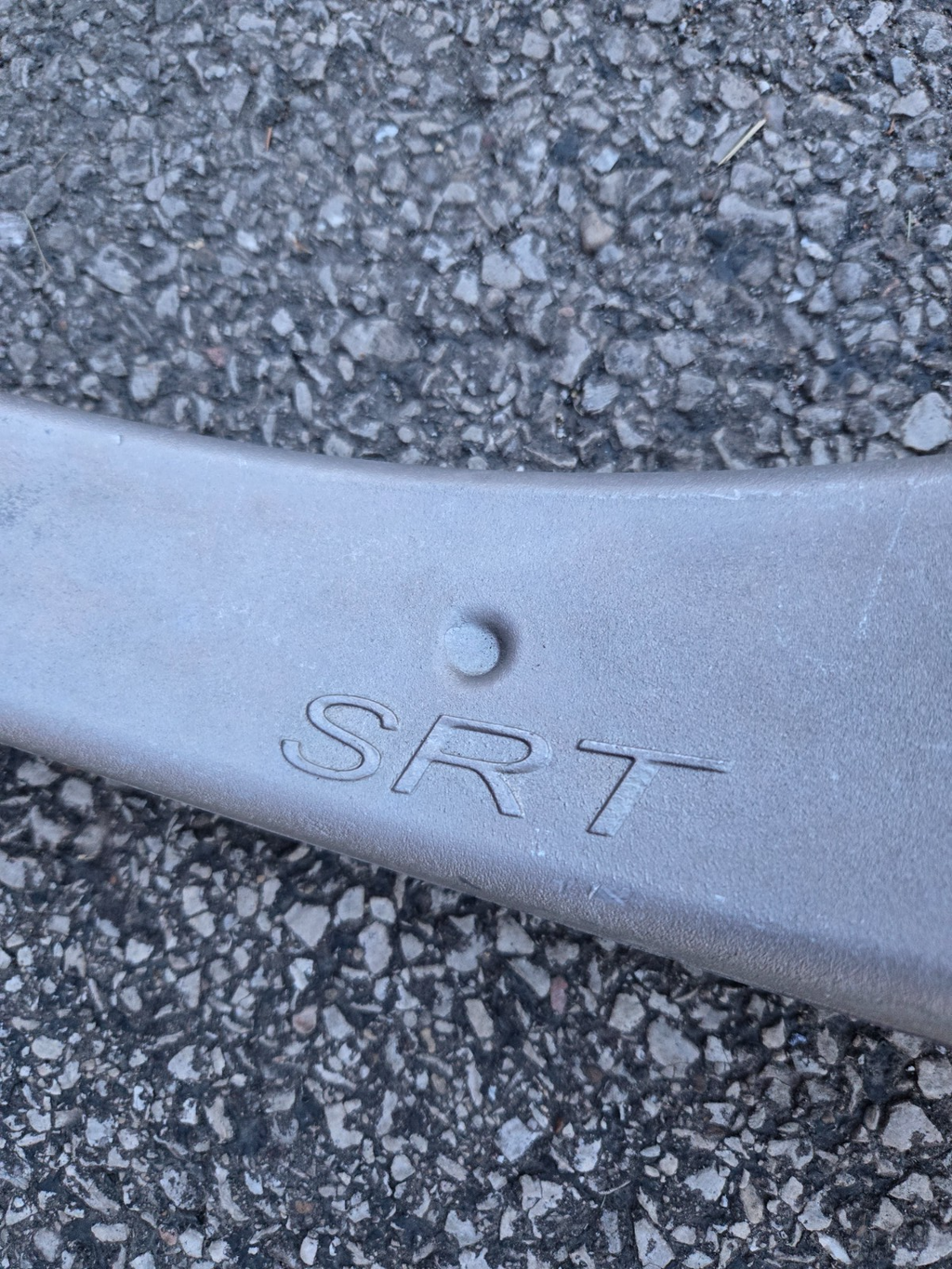 2011-15 JEEP GRAND CHEROKEE SRT FRONT RIGHT RH SUSPENSION SPINDLE NEW 6825158AD