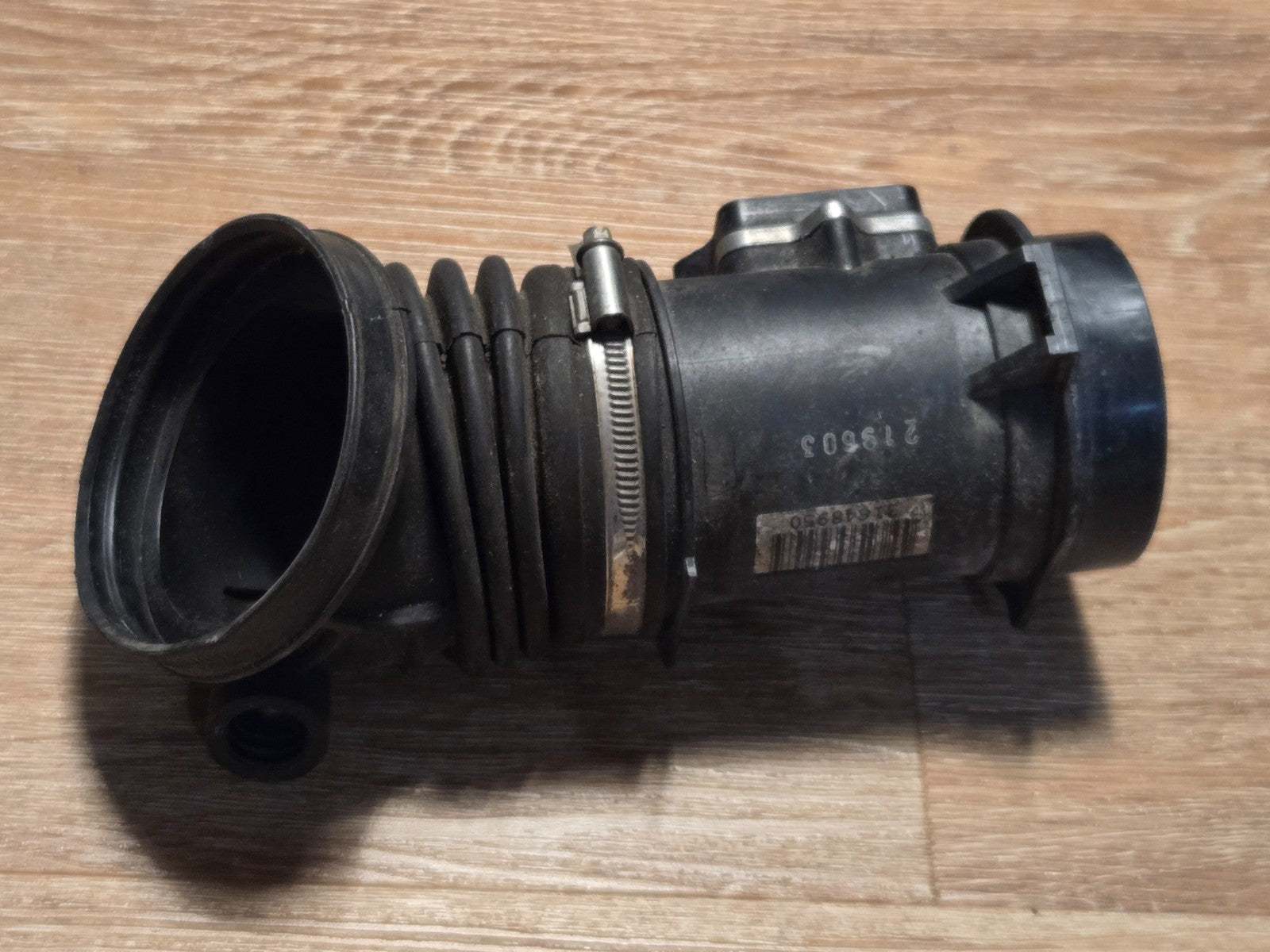 1996 - 1999 BMW E36 E39 M52 Engine Mass Air Flow Meter MAF Sensor 1703275 OEM