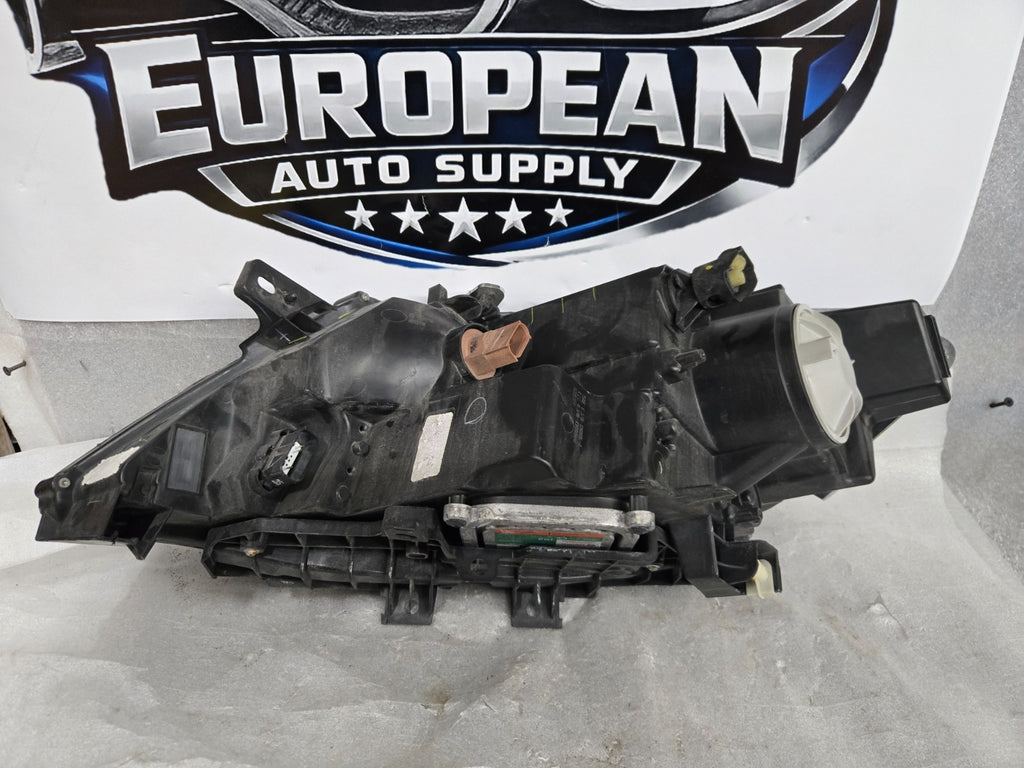 2015-2018 Lincoln MKC Headlight Xenon HID Right Passenger OEM EJ7B-13005-A