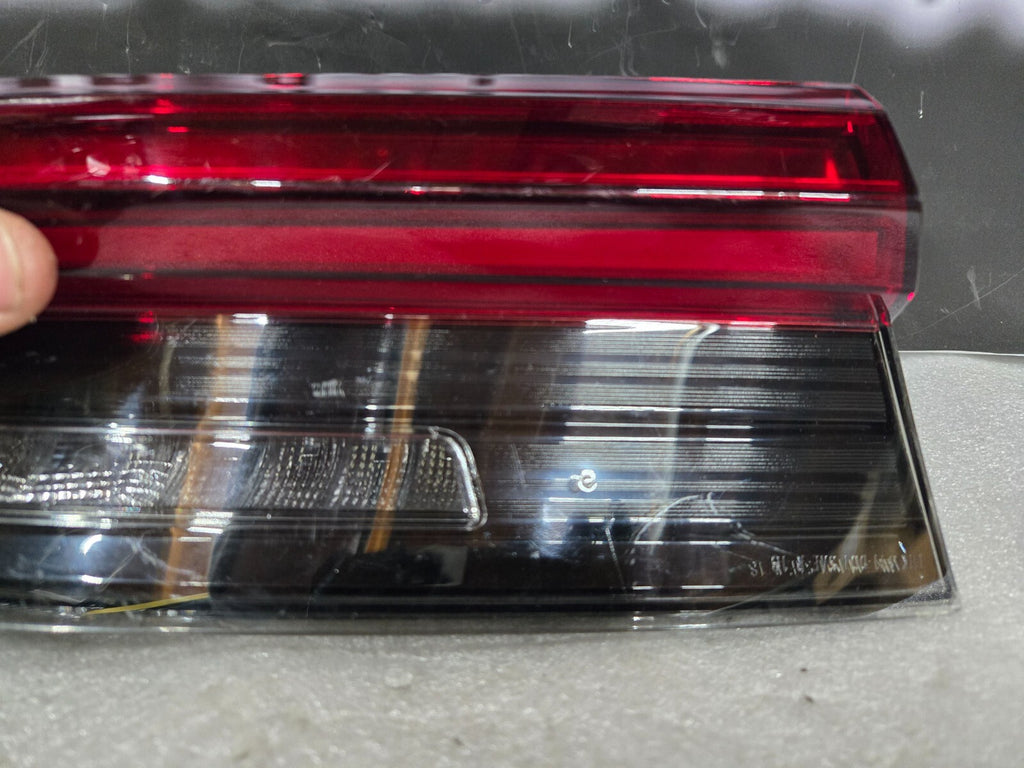 2019-2023 BMW 3 SERIES G20 LEFT LH DRIVER INNER LED TAILLIGHT 2TZ013174 OEM